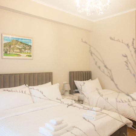 Olimpia Inn Berat Exteriör bild