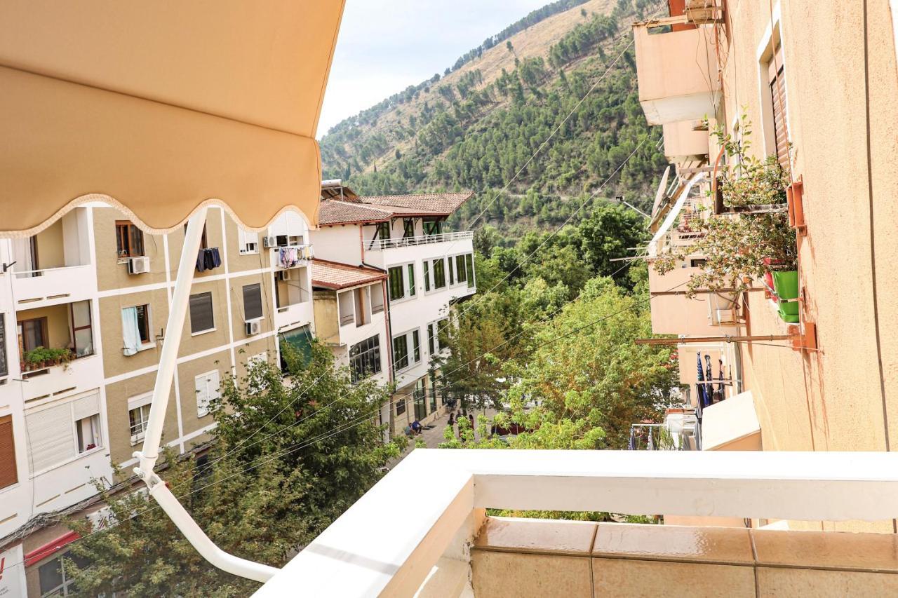 Olimpia Inn Berat Exteriör bild